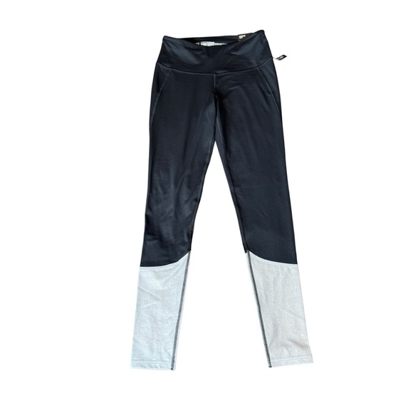 Victoria Sport Knockout Tight Women’s sz Small Black Shimmer Leggings NWT - Picture 1 of 9